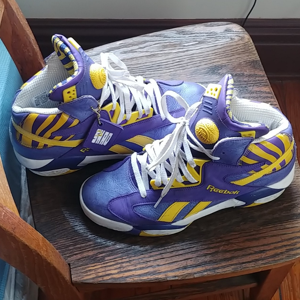 Lsu shaq reebok pumps